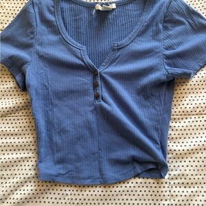 Bozzolo Blue Ribbed Crop Henley Top